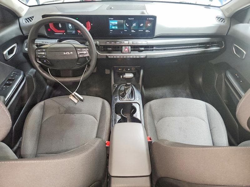2025 KIA K4 LXS 8