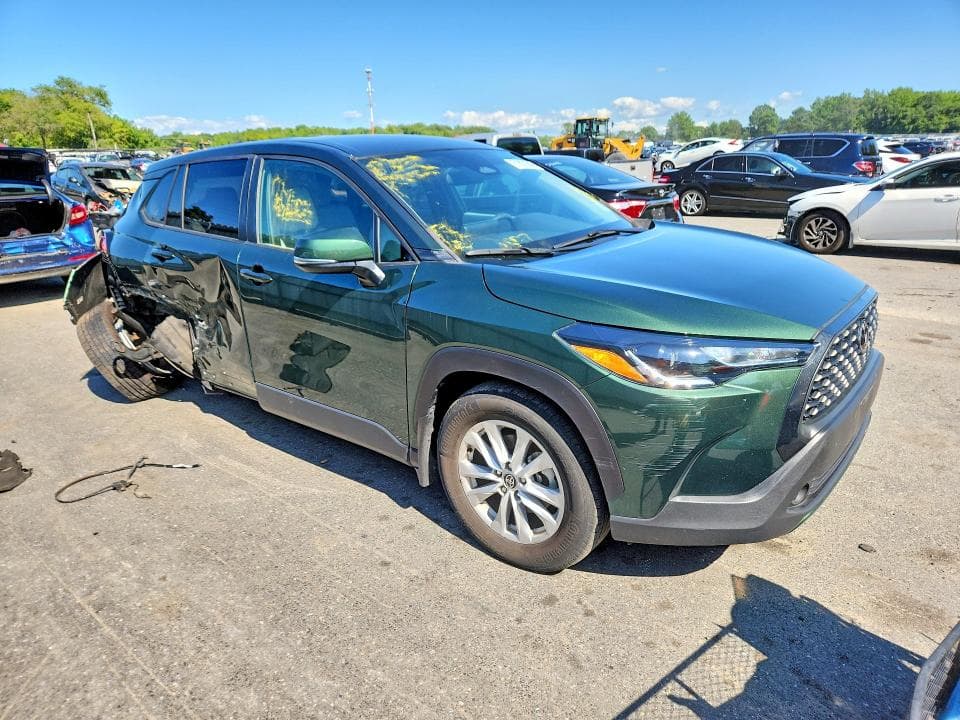 2023 TOYOTA COROLLA CROSS LE 4