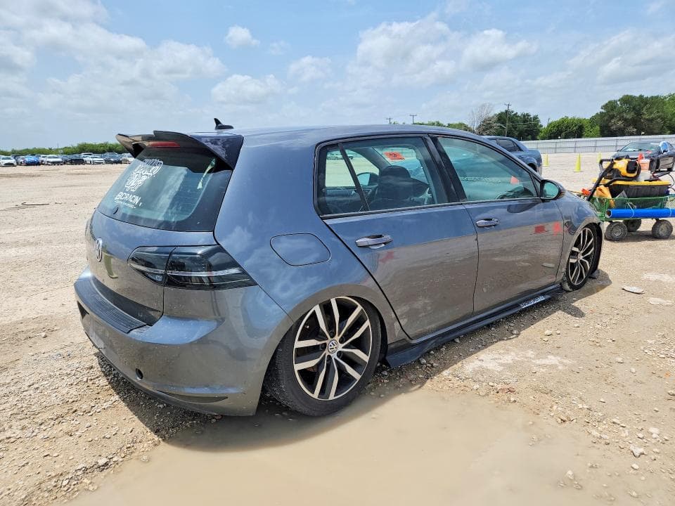 2017 VOLKSWAGEN GOLF S 3