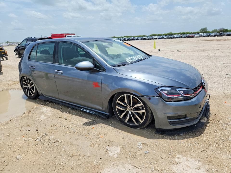 2017 VOLKSWAGEN GOLF S 4