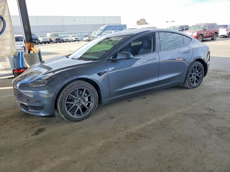 2023 TESLA MODEL 3 - 1