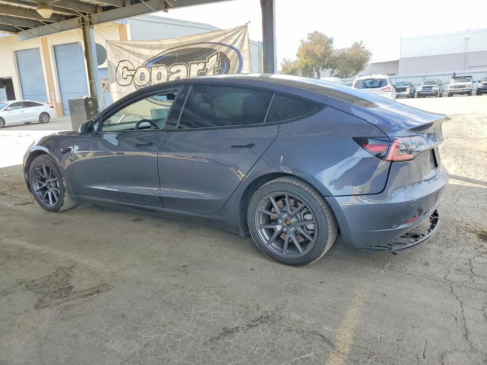 2023 TESLA MODEL 3 2