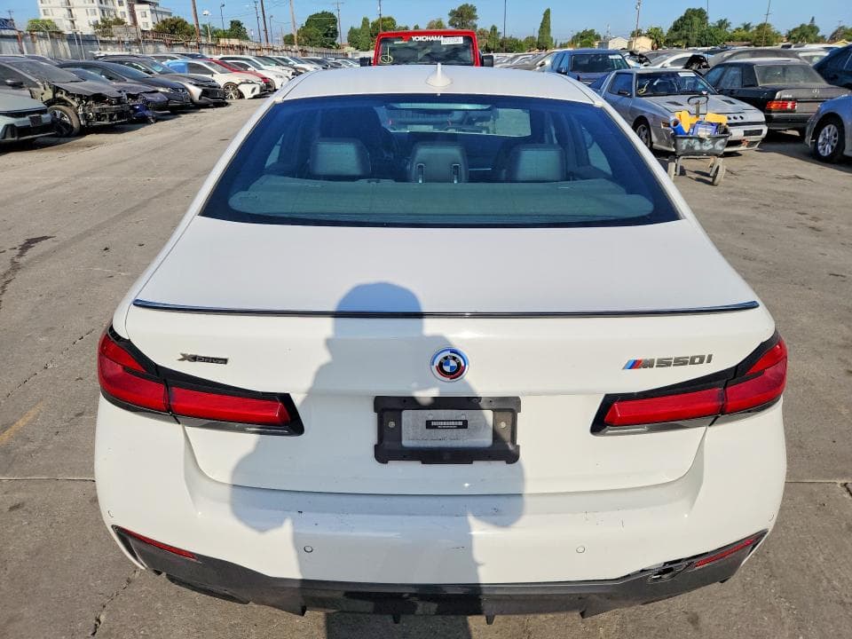 2023 BMW M550XI 6
