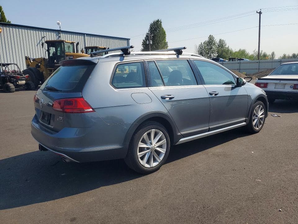 2017 VOLKSWAGEN GOLF ALLTRACK S S 3