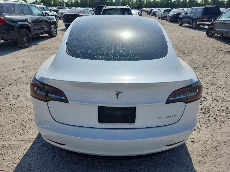 2021 TESLA MODEL 3 6