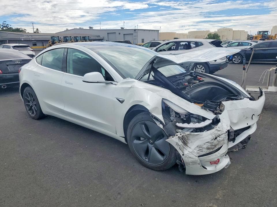 2019 TESLA MODEL 3 4