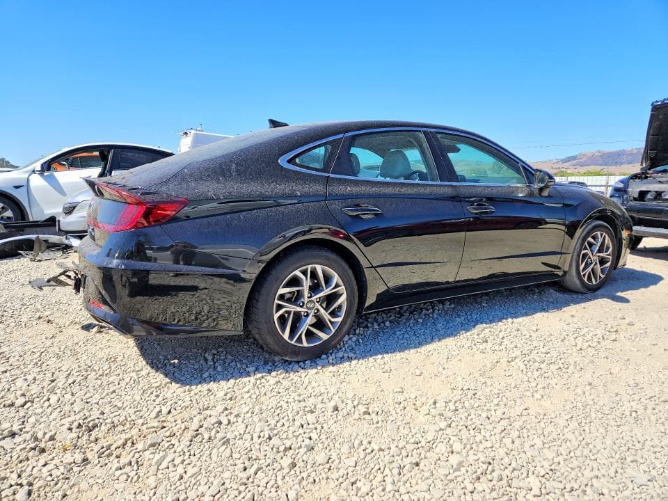 2020 HYUNDAI SONATA SEL 3