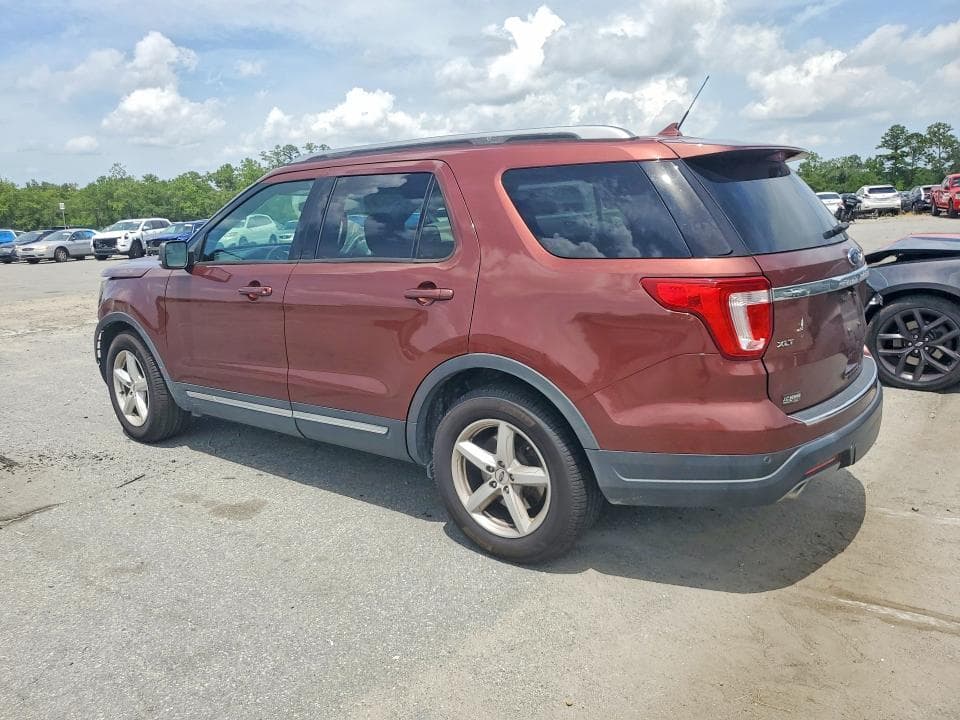 2018 FORD EXPLORER XLT 2
