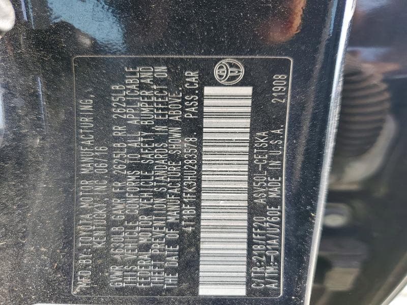 2017 TOYOTA CAMRY SE SE 12