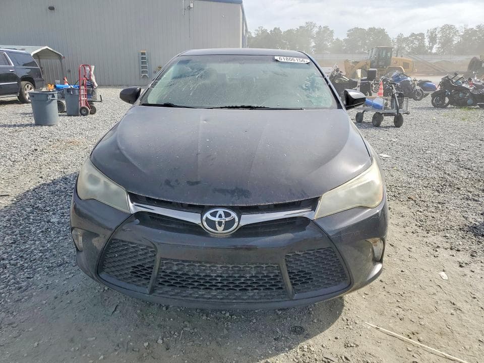 2017 TOYOTA CAMRY SE SE 5