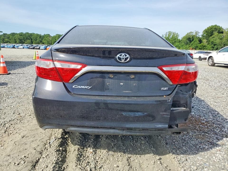 2017 TOYOTA CAMRY SE SE 6