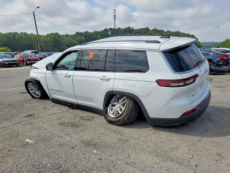2023 JEEP GRAND CHEROKEE L LAREDO 2