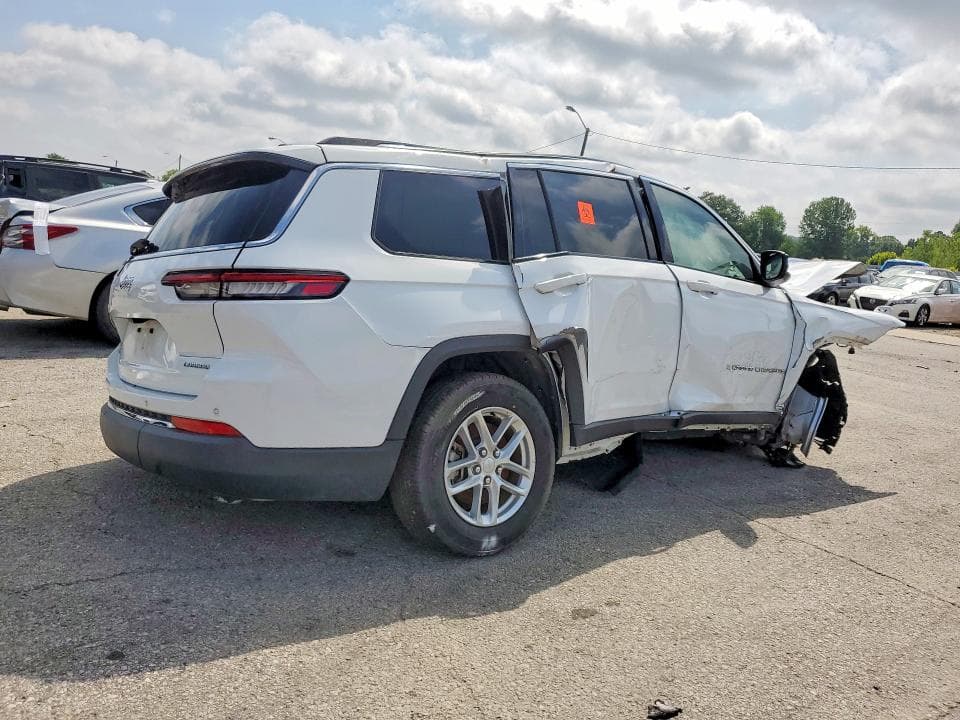 2023 JEEP GRAND CHEROKEE L LAREDO 3