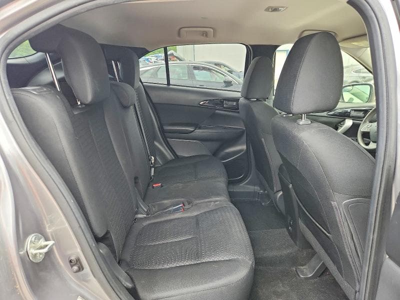 2019 MITSUBISHI ECLIPSE CROSS ES 11