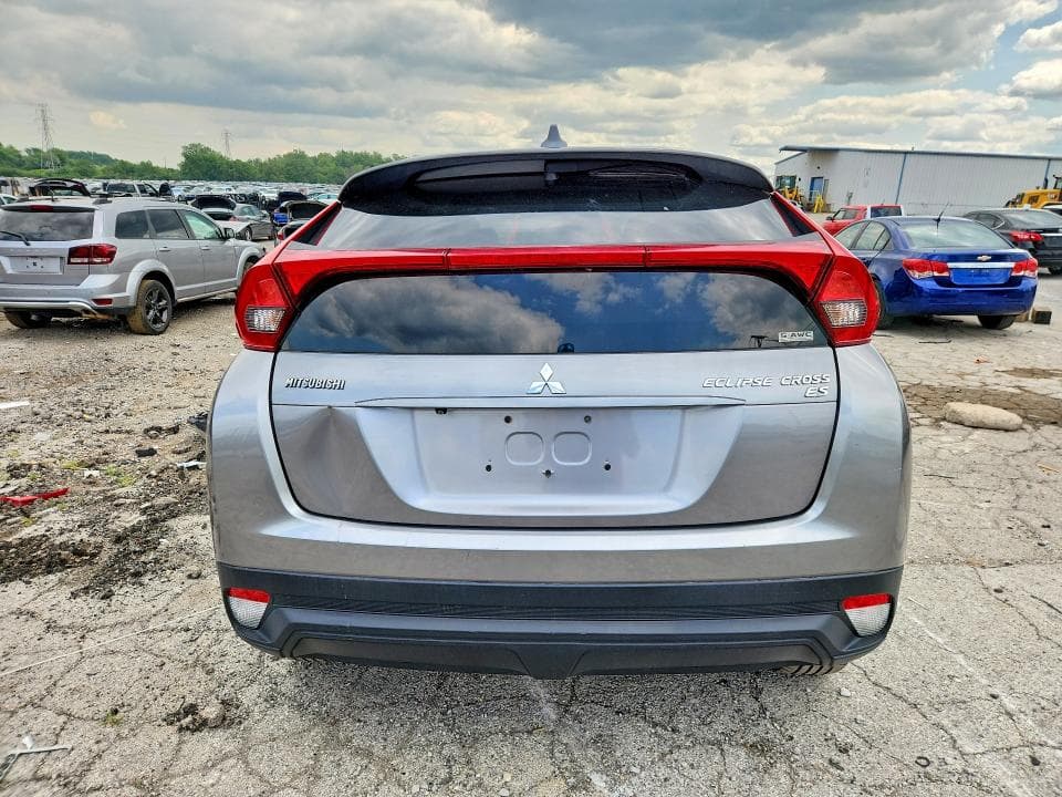 2019 MITSUBISHI ECLIPSE CROSS ES 6
