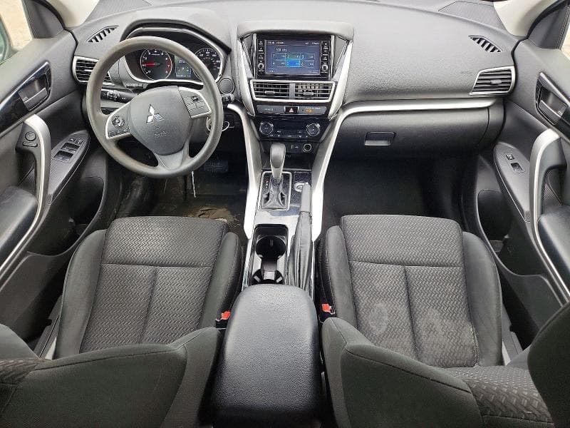 2019 MITSUBISHI ECLIPSE CROSS ES 8
