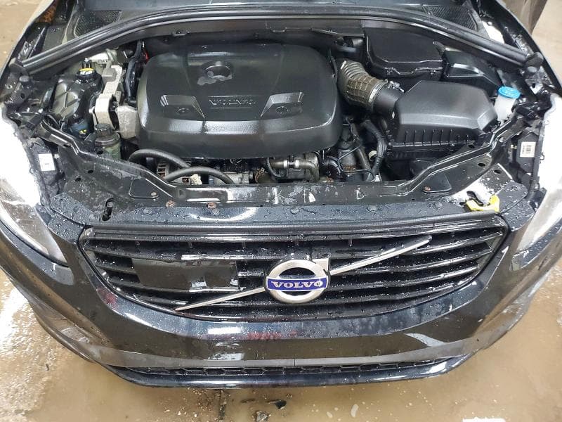 2017 VOLVO XC60 T6 R-DESIGN PLATINUM 12