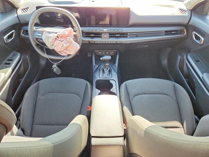 2026 KIA K4 LXS 8