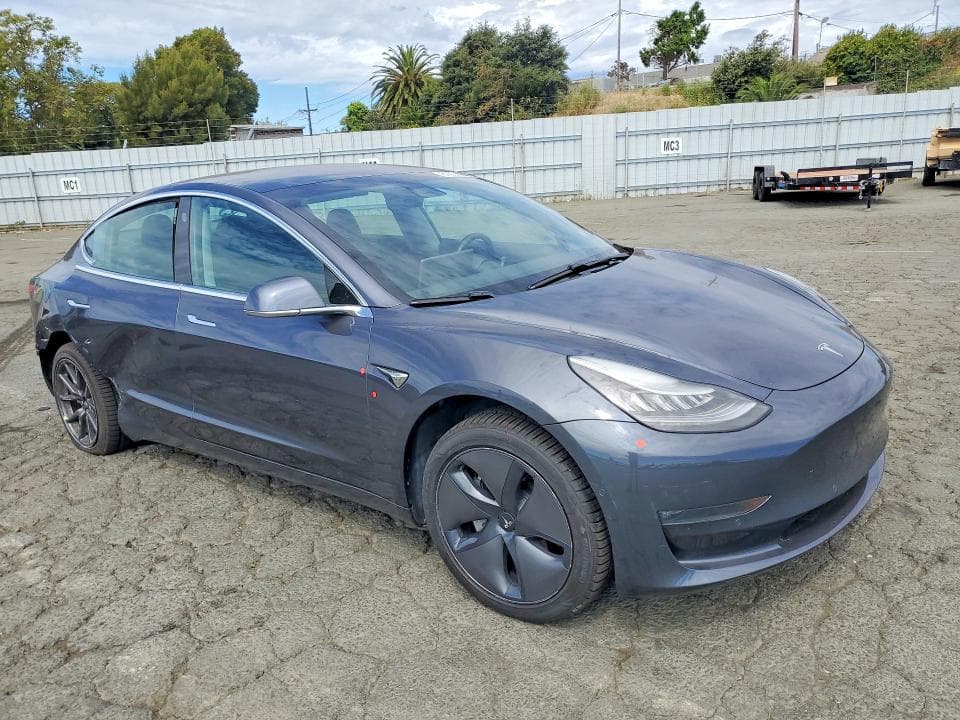 2019 TESLA MODEL 3 4