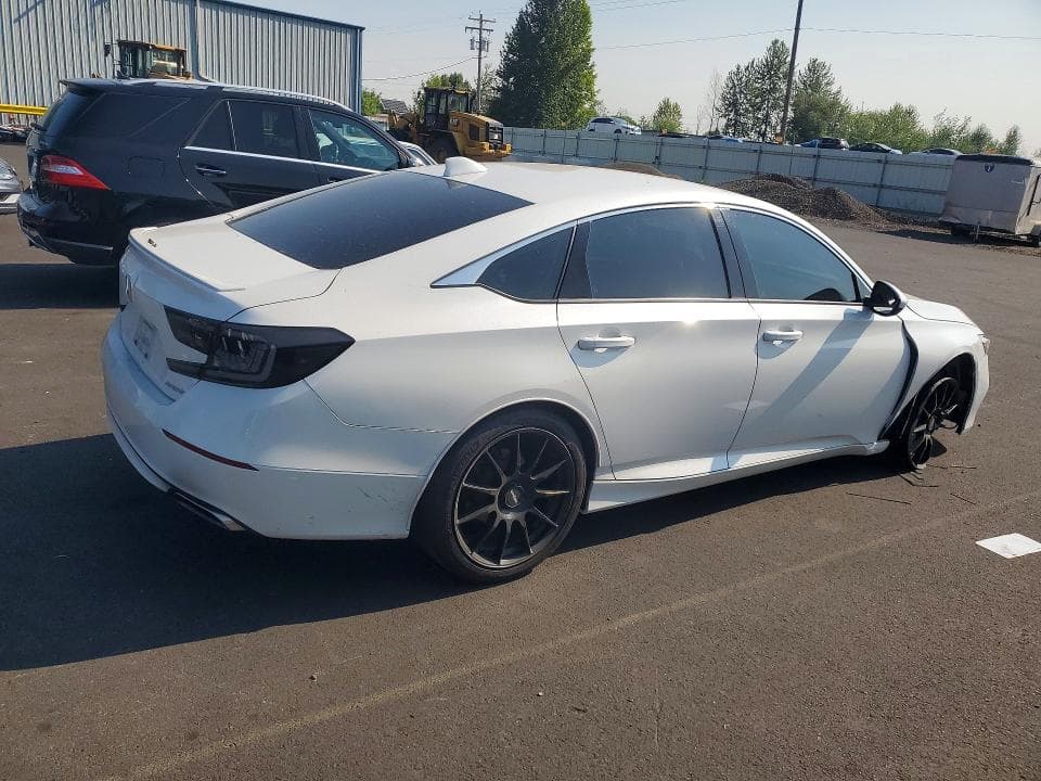 2018 HONDA ACCORD SPORT 3