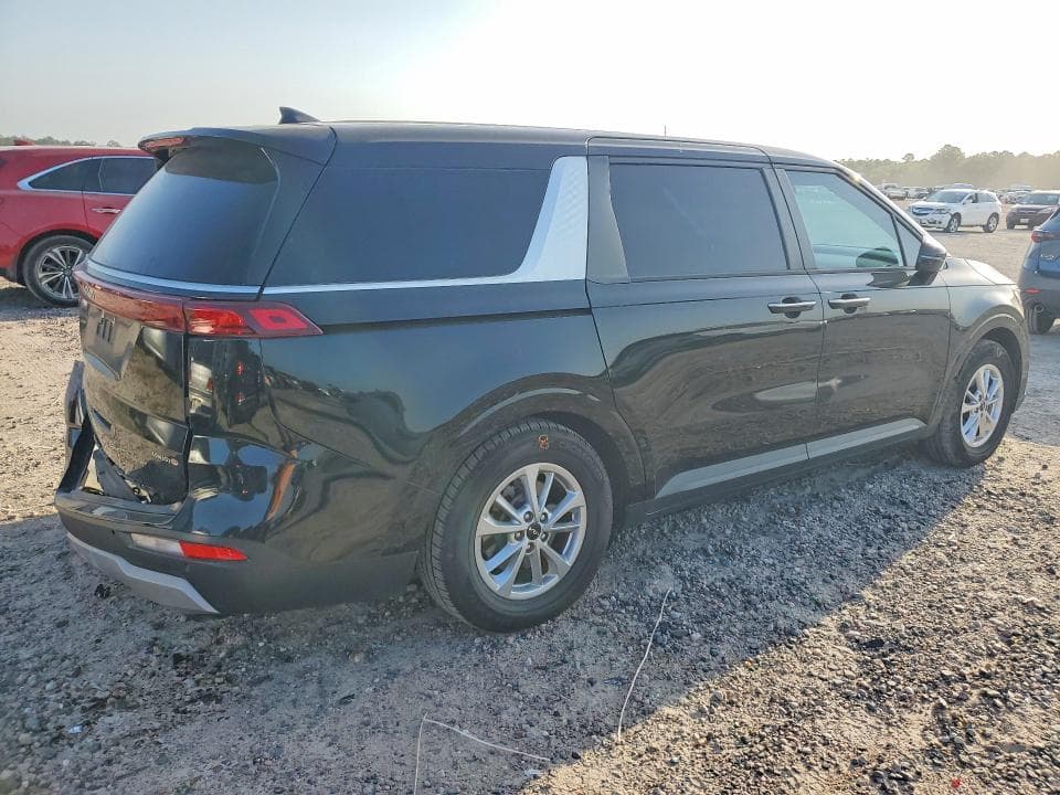 2022 KIA CARNIVAL LX 3