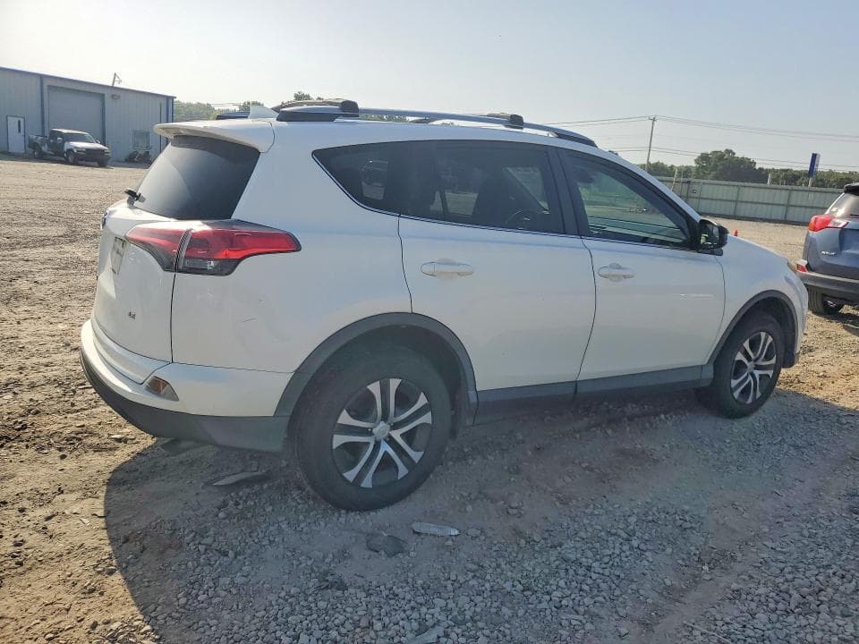 2017 TOYOTA RAV4 LE LE 3