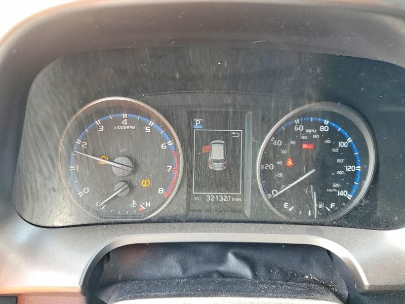 2017 TOYOTA RAV4 LE LE 9