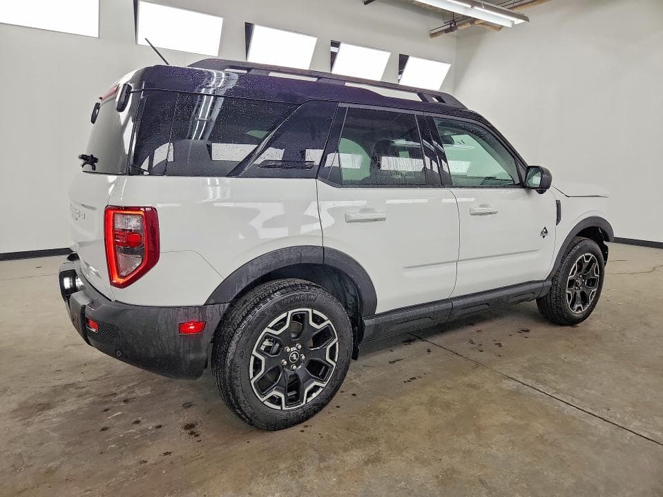 2025 FORD BRONCO SPORT OUTER BANKS 3