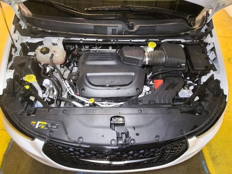 2025 CHRYSLER PACIFICA LIMITED 12