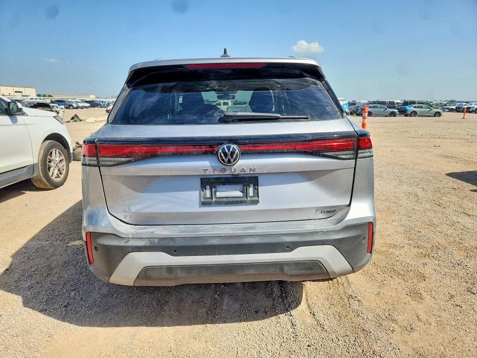 2026 VOLKSWAGEN TIGUAN SE 6