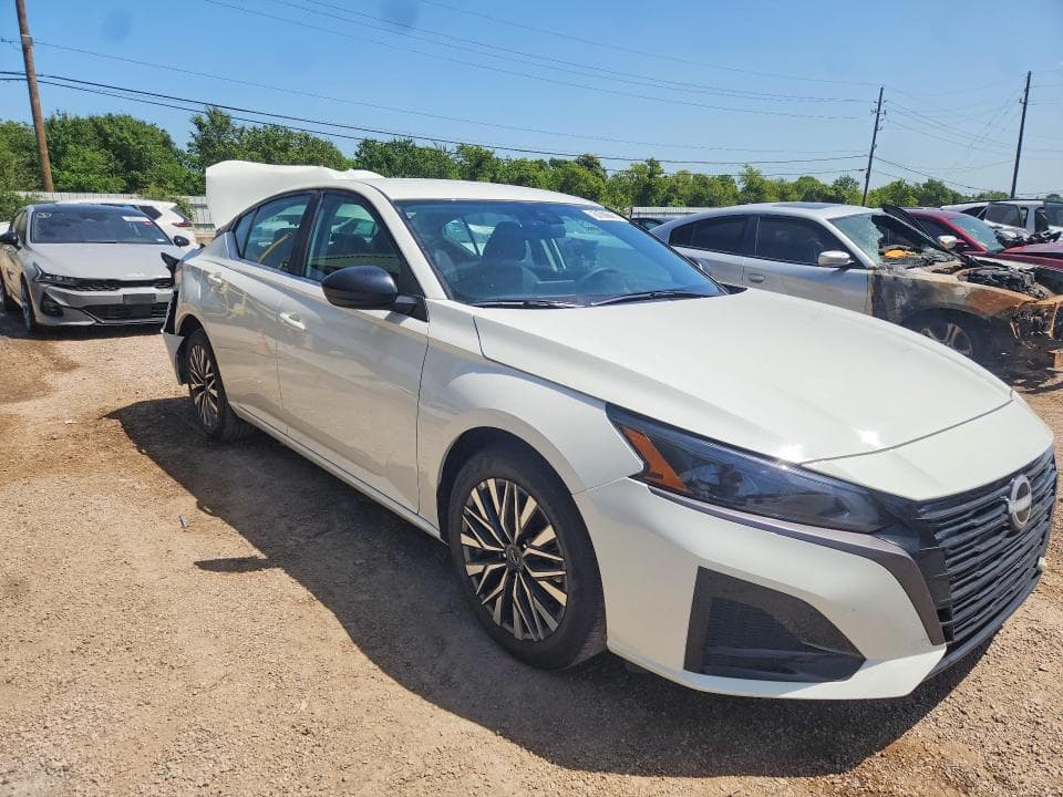 2026 NISSAN ALTIMA SV 4