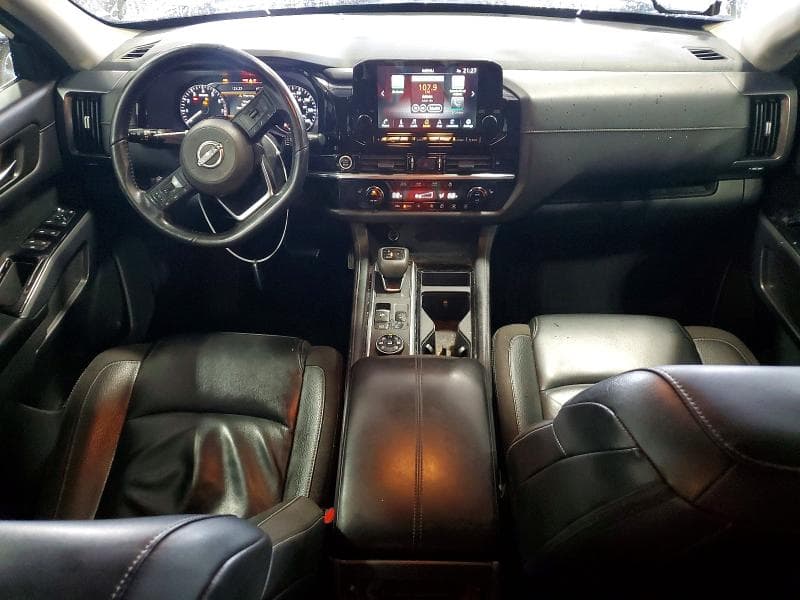 2023 NISSAN PATHFINDER SL 8