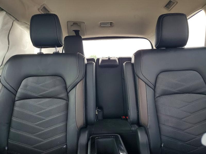 2024 NISSAN PATHFINDER PLATINUM 10