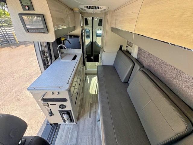 2022 MERCEDES-BENZ SPRINTER 2500 2500 10