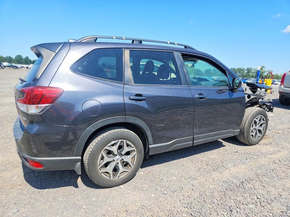 2019 SUBARU FORESTER PREMIUM 3