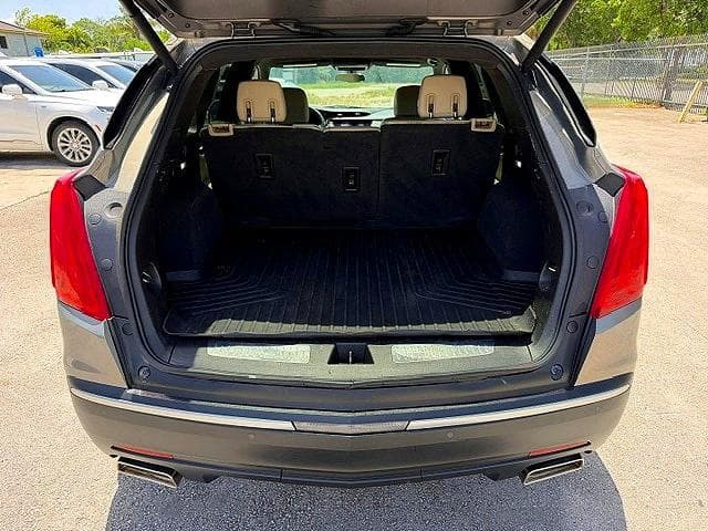 2017 CADILLAC XT5 6