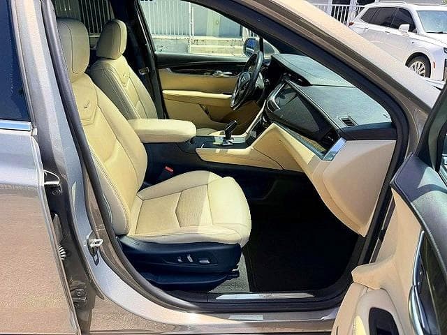2017 CADILLAC XT5 7