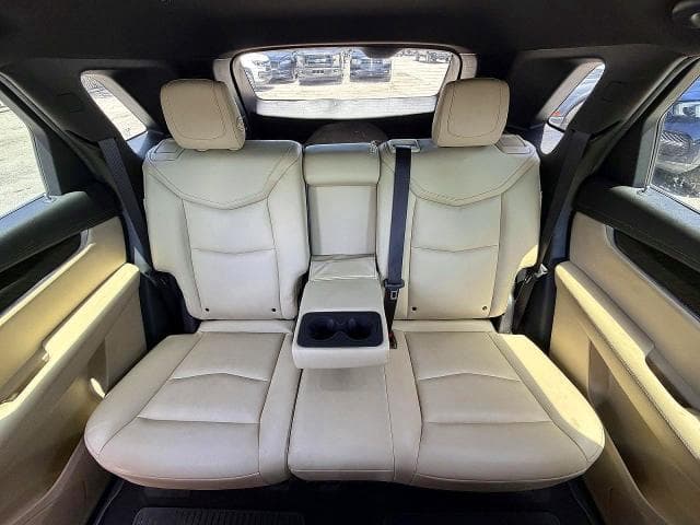 2017 CADILLAC XT5 10