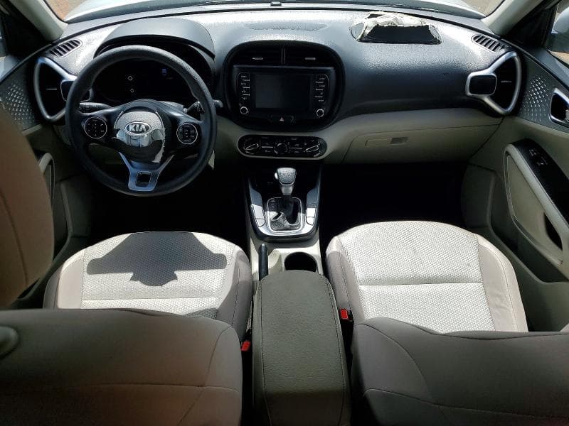 2021 KIA SOUL LX 8