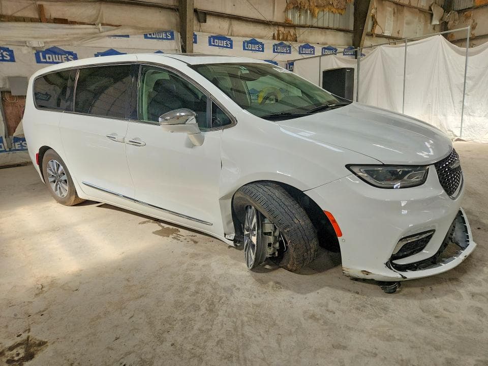 2022 CHRYSLER PACIFICA HYBRID LIMITED 4