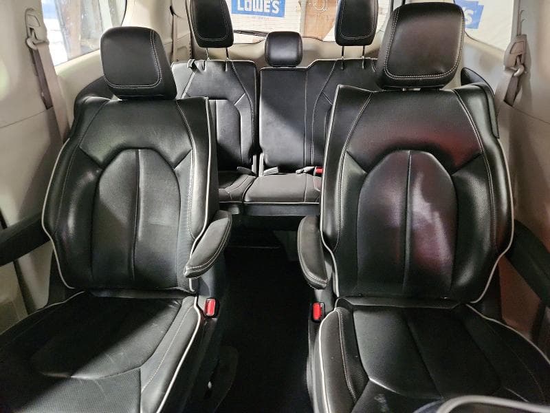 2022 CHRYSLER PACIFICA HYBRID LIMITED 10