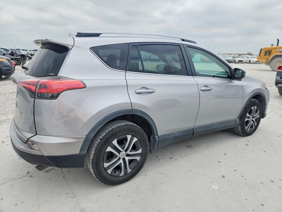 2017 TOYOTA RAV4 LE 3