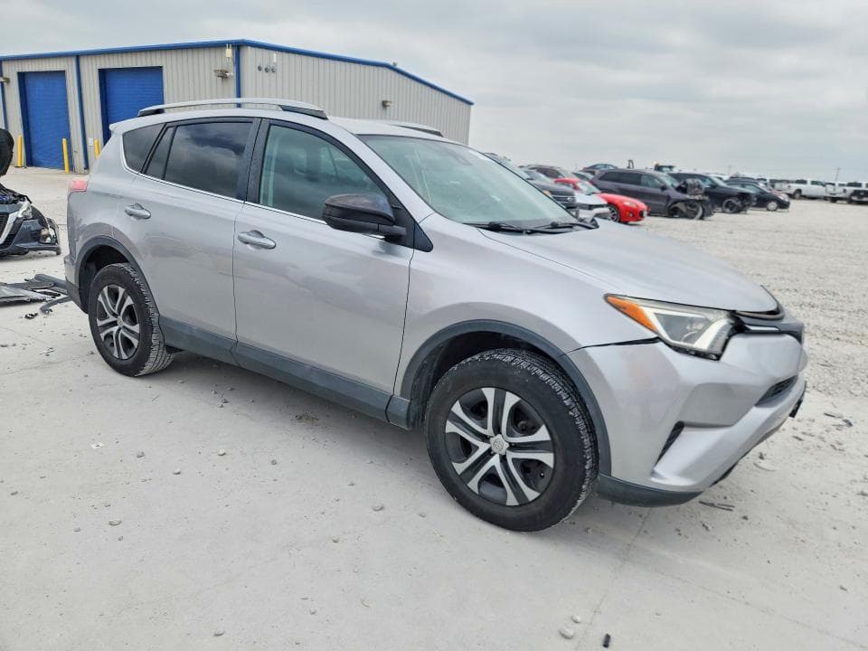 2017 TOYOTA RAV4 LE 4