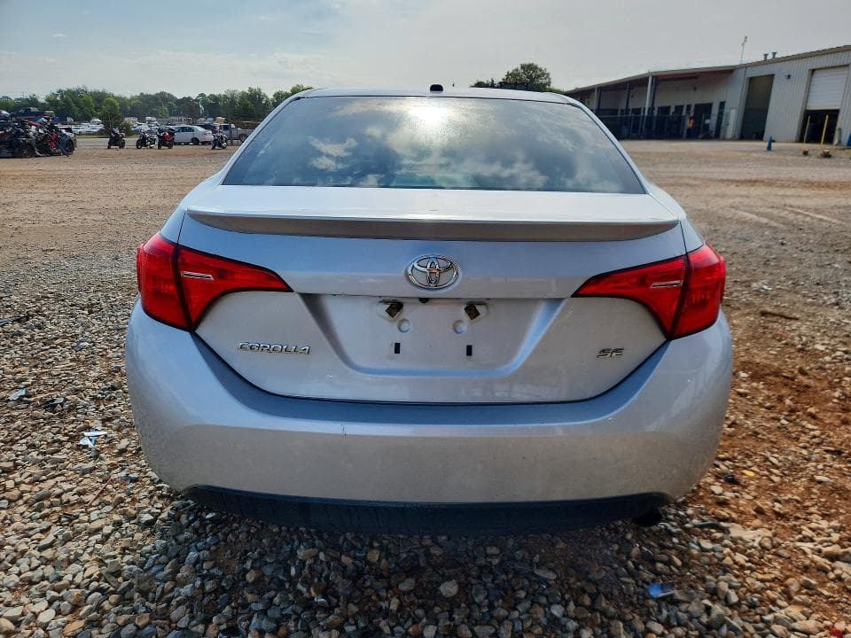 2018 TOYOTA COROLLA SE 6