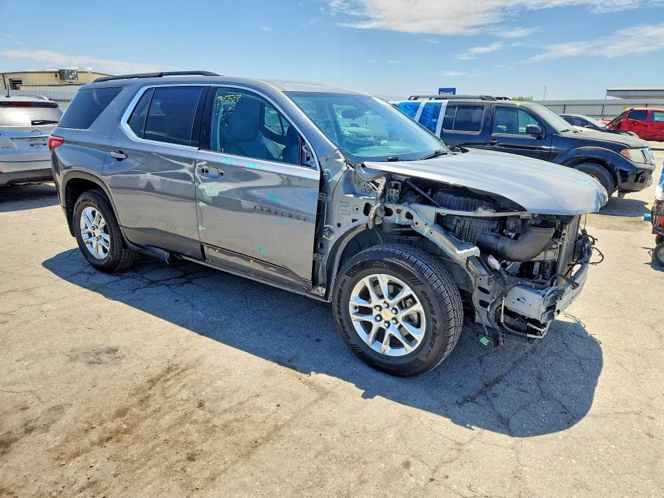 2019 CHEVROLET TRAVERSE LT 4