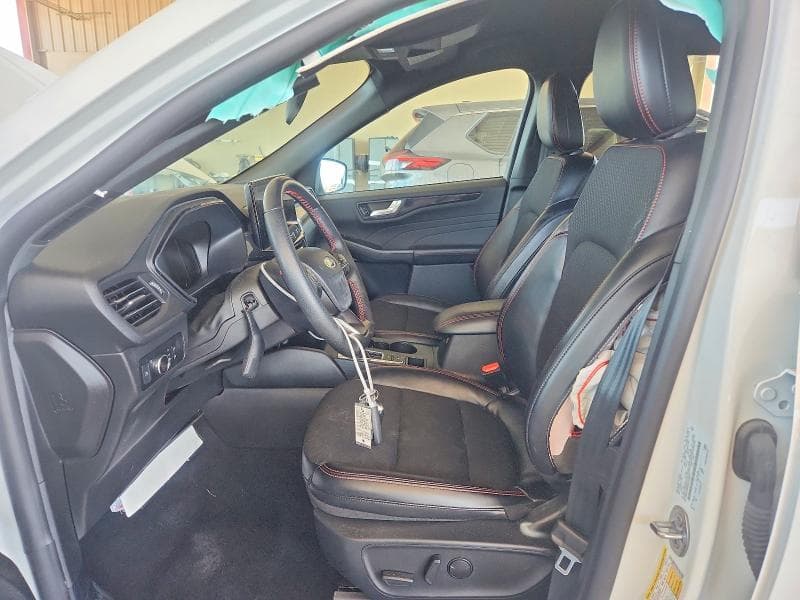2025 FORD ESCAPE ST LINE 7