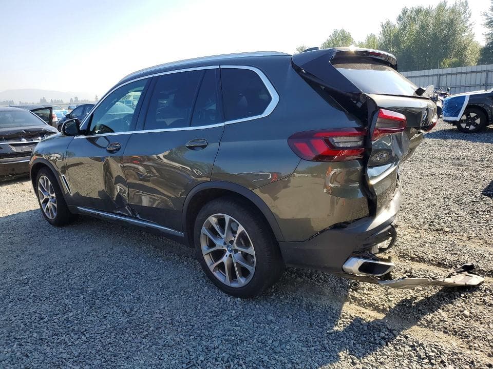 2022 BMW X5 XDRIVE45E 2
