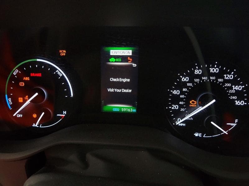 2022 TOYOTA SIENNA LE 9