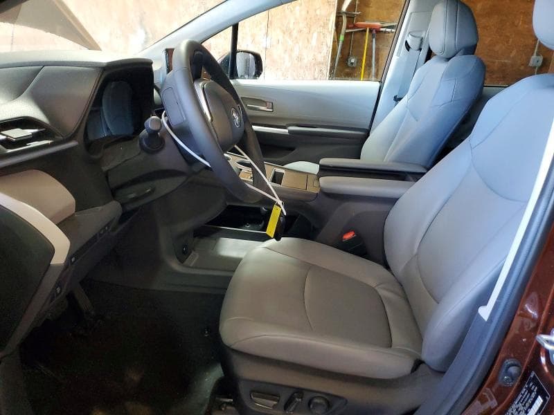 2024 TOYOTA SIENNA XLE 7-PASSENGER 7