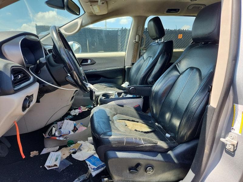 2020 CHRYSLER PACIFICA TOURING L 7